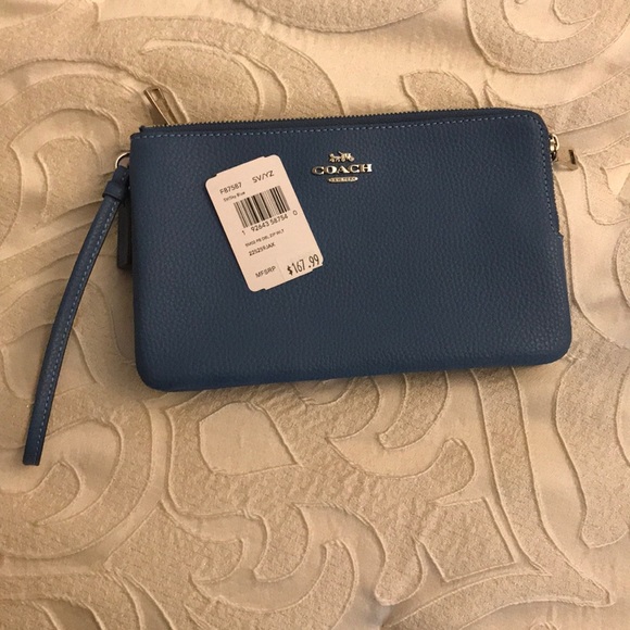 Coach Wristlet - Picture 5 of 5